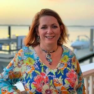 Meet your Posher, Ellen